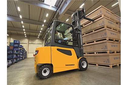 Juengerich automatic forklift