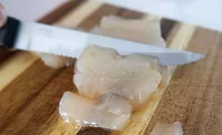 Naked-sea-bass-sliced.jpg