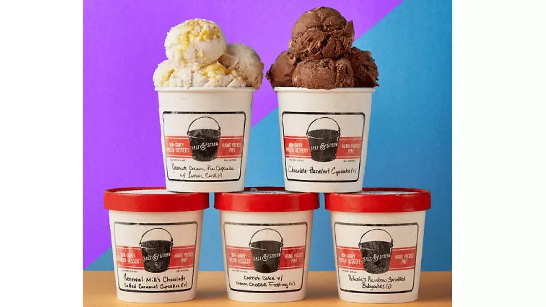 RM Salt and Strraw-Cupcakes-pint-stacked.jpg