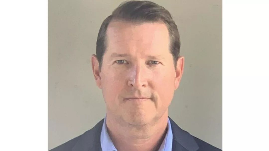 Revol_Greens_James_Bradley_Headshot.jpg
