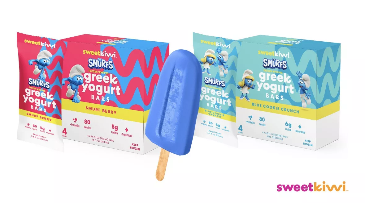 Sweetkiwi and the Smurfs