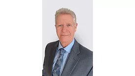 Lee Brooks Headshot