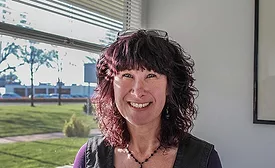 Vikan Deb Smith