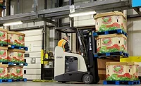 Crown Equipment in Cold-Storage Crown Equipment in Cold-Storage