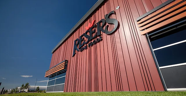 Pasco Exterior