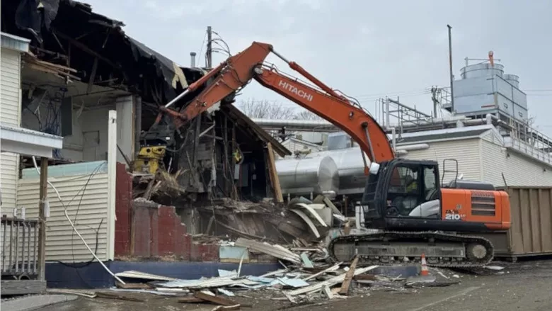 May 26 Gifford's Ice Cream Demolition