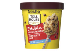 Nestle TOLL HOUSE Chocolate Chip cookie dough