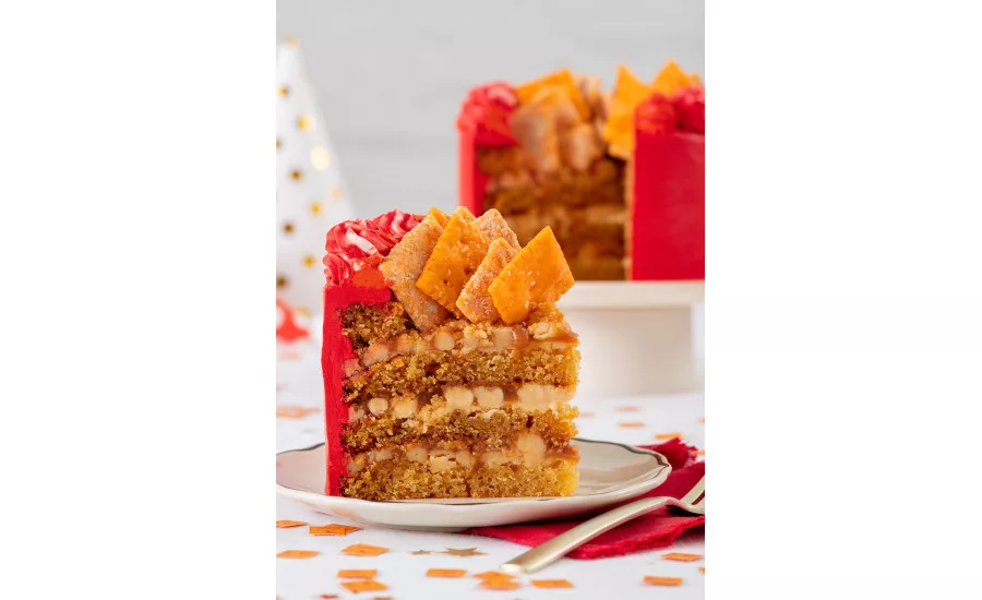 Celebrity Chef Stephanie Izzard Cheez-It Cake Slice Four Layer 100th Anniversary