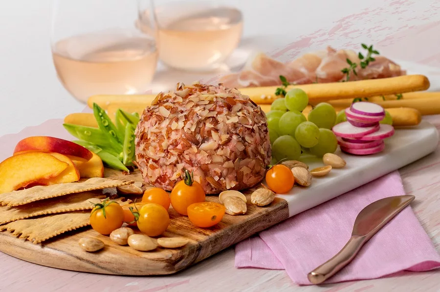 Wisconsin Cheese Balls Rosé White Cheddar Kaukauna Bel Brands