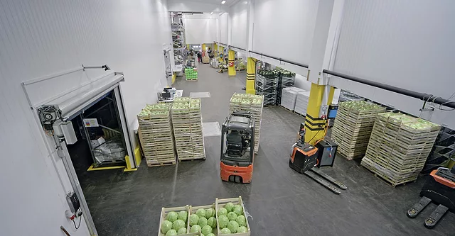 Cold storage warehouse