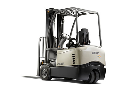 Sit Down Counterbalanced Forklift 2014 04 17 Refrigerated Frozen Food